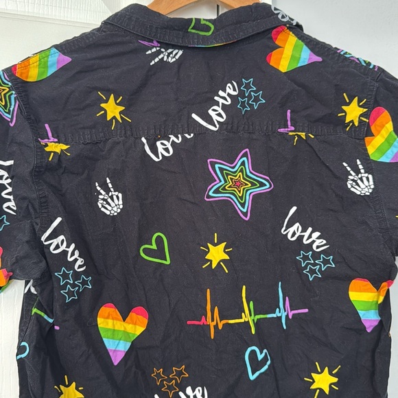 Black and Rainbow Button-Up Medium - Picture 7 of 8